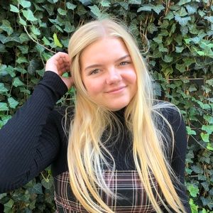 Meet your Posher, Maddie